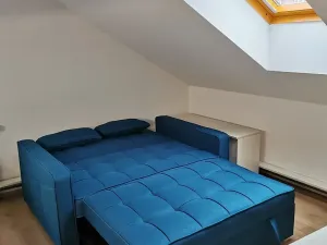 Prodej rodinného domu, Praha - Kyje, Hajní, 330 m2