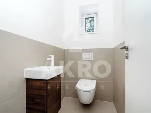 Prodej bytu 4+kk, Praha - Klánovice, Holekova, 158 m2