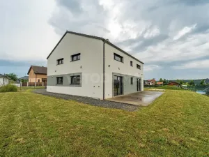 Prodej rodinného domu, Kornatice, 270 m2