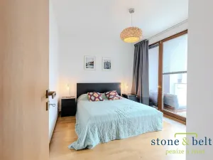 Pronájem bytu 3+kk, Praha - Holešovice, V háji, 74 m2