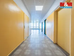 Pronájem obchodního prostoru, Praha - Petrovice, Ohmova, 193 m2