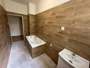 Prodej bytu 2+1, Frýdek-Místek, Míru, 83 m2