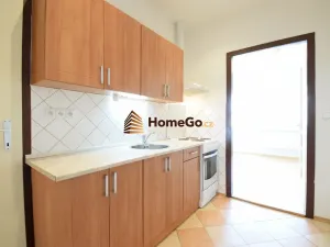 Pronájem bytu 2+kk, Praha - Nusle, U gymnázia, 44 m2