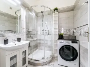 Pronájem bytu 2+kk, Brno, Burešova, 53 m2