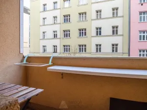 Pronájem bytu 2+kk, Brno, Burešova, 53 m2