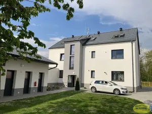 Pronájem bytu 3+kk, Hlušovice, Hlavní, 72 m2