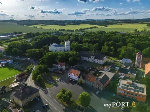 Prodej vícegeneračního domu, Chyše, Žižkovo náměstí, 322 m2