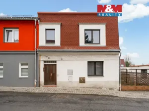 Prodej rodinného domu, Dubí - Bystřice, Dlouhá, 150 m2