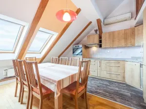 Prodej bytu 4+kk, Praha - Vršovice, Amurská, 175 m2