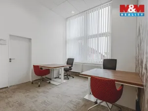 Pronájem kanceláře, Klatovy - Klatovy I, nám. Míru, 396 m2