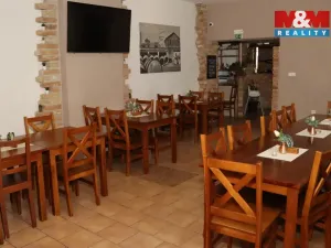 Pronájem restaurace, Holice, Smetanova, 220 m2