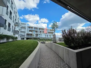 Prodej bytu 2+kk, Slavkov u Brna, Slovanská, 68 m2