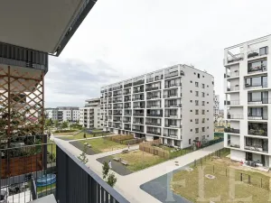 Pronájem bytu 1+kk, Praha - Vysočany, Smržových, 31 m2