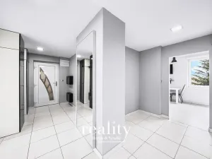 Prodej bytu 3+kk, Dyjákovice, 81 m2