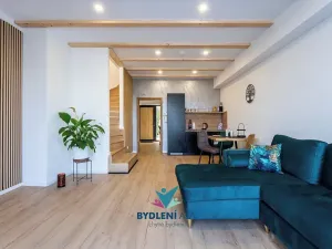 Prodej rodinného domu, Bystřany, 284 m2