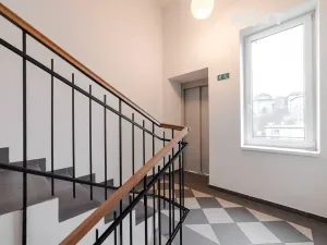 Prodej bytu 1+kk, Praha - Libeň, V zahradách, 22 m2