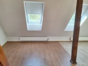 Pronájem bytu 2+kk, Praha - Záběhlice, náměstí Mezi zahrádkami, 60 m2