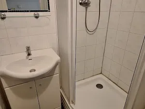 Pronájem bytu 2+kk, Praha - Záběhlice, náměstí Mezi zahrádkami, 60 m2