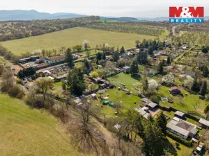 Pronájem zahrady, Teplice, 397 m2