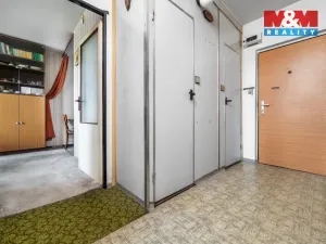 Prodej bytu 2+kk, Králův Dvůr, Nad Stadionem, 41 m2