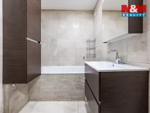 Prodej bytu 3+kk, Praha - Černý Most, Vašátkova, 60 m2