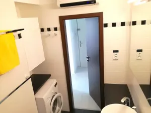 Pronájem bytu 2+kk, Praha - Nusle, Svatoplukova, 48 m2