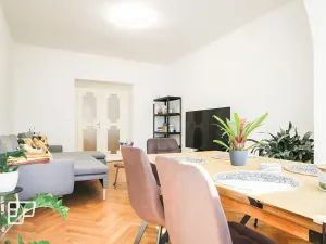 Pronájem bytu 4+1, Teplice, U zámku, 104 m2