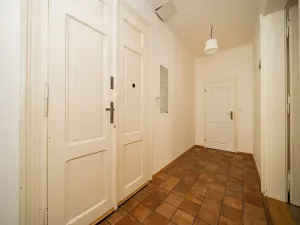 Pronájem bytu 2+kk, Praha - Vršovice, Orelská, 54 m2