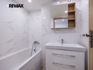 Pronájem bytu 4+kk, Praha - Modřany, Plovdivská, 82 m2