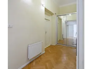 Pronájem bytu 2+1, Praha - Staré Město, Benediktská, 63 m2