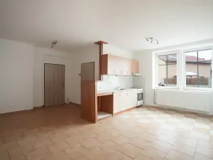 Pronájem bytu 1+kk, Chabařovice, 55 m2