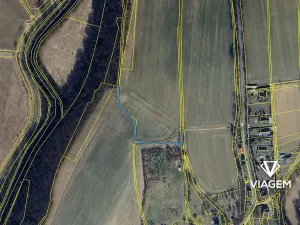 Prodej podílu pole, Česká Skalice, 425 m2