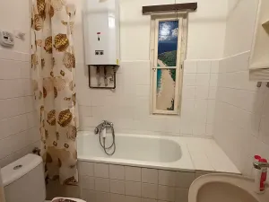 Pronájem bytu 2+kk, Praha - Karlín, Kaizlovy sady, 38 m2