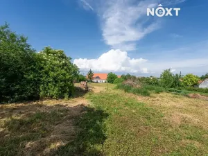 Prodej pozemku pro bydlení, Drnholec, nám. Svobody, 2111 m2