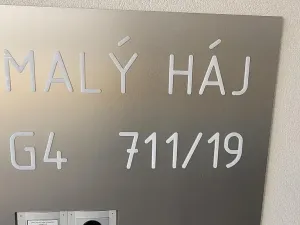 Pronájem bytu 2+kk, Praha - Dolní Měcholupy, Honzíkova, 40 m2