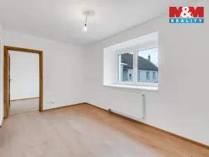 Prodej bytu 3+kk, Lochovice, 59 m2