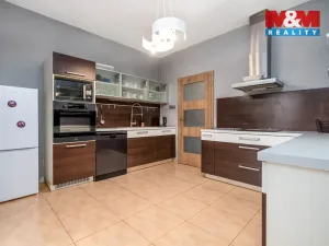 Prodej rodinného domu, Střezetice, 187 m2