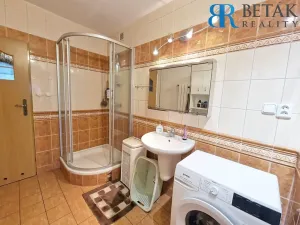 Prodej rodinného domu, Bělotín, 200 m2