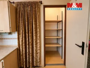 Prodej bytu 3+1, Budyně nad Ohří, Poplužní, 67 m2