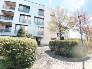 Pronájem bytu 2+kk, Praha - Smíchov, Štorkánova, 60 m2