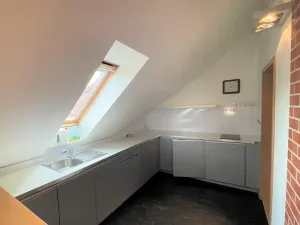 Pronájem kanceláře, Praha - Kobylisy, Zdibská, 127 m2