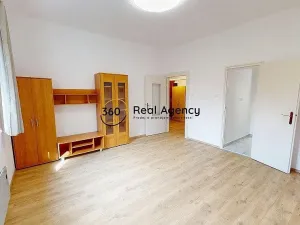 Pronájem bytu 2+kk, Praha - Nusle, V zálomu, 46 m2