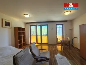 Prodej bytu 1+kk, Beroun - Beroun-Město, Nad Paloučkem, 36 m2