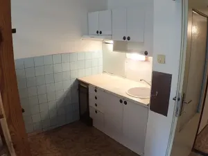 Prodej bytu 1+kk, Praha - Modřany, Levského, 31 m2
