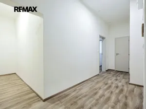 Pronájem bytu 2+1, Plzeň, Koterovská, 82 m2