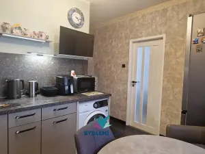 Prodej bytu 2+1, Teplice, Libušina, 58 m2