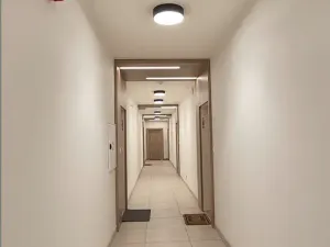 Pronájem bytu 2+kk, Praha - Modřany, Komořanská, 50 m2