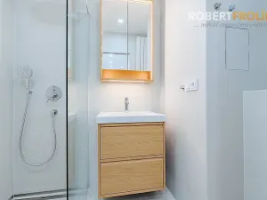 Pronájem bytu 2+kk, Praha - Dejvice, Velvarská, 40 m2