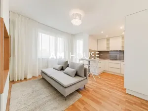 Pronájem bytu 2+kk, Praha - Strašnice, Zvěřinova, 50 m2