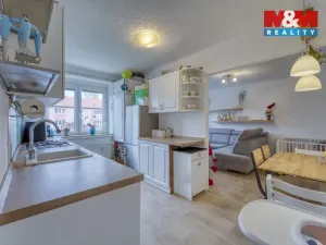 Prodej bytu 3+1, Plzeň - Koterov, Topolová, 70 m2